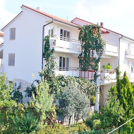 Apartments Ceja Near Sea ميدولين المظهر الخارجي الصورة