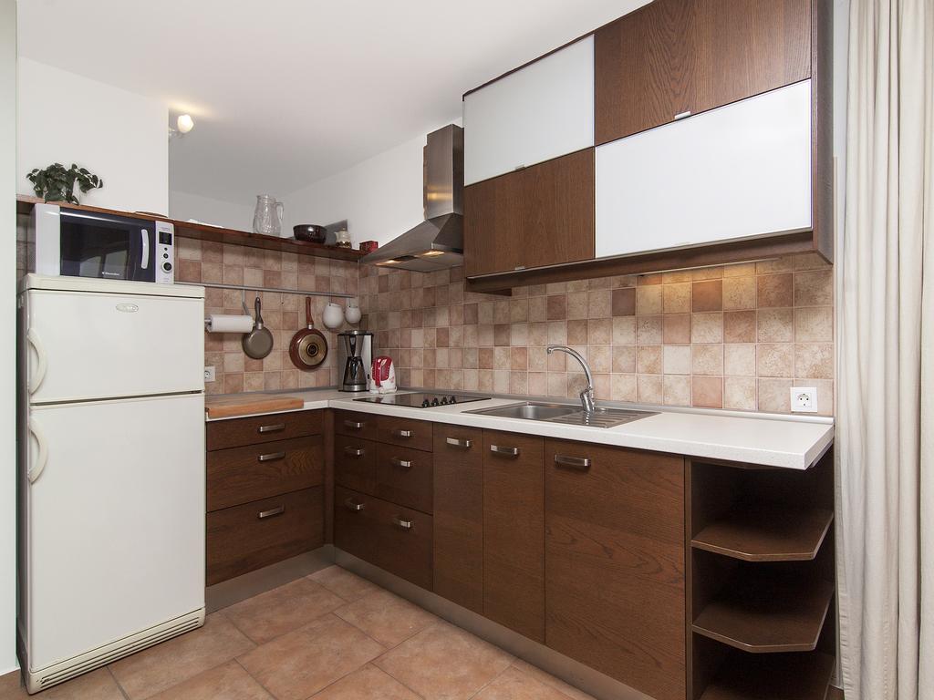 Apartments Ceja Near Sea ميدولين المظهر الخارجي الصورة