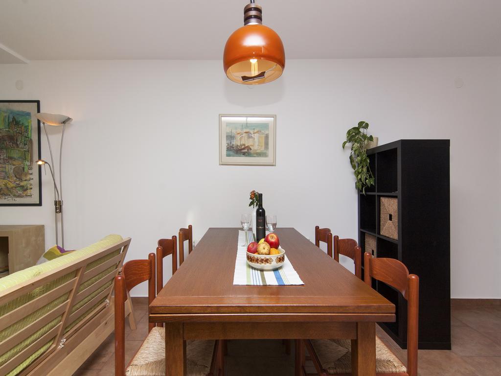 Apartments Ceja Near Sea ميدولين الغرفة الصورة