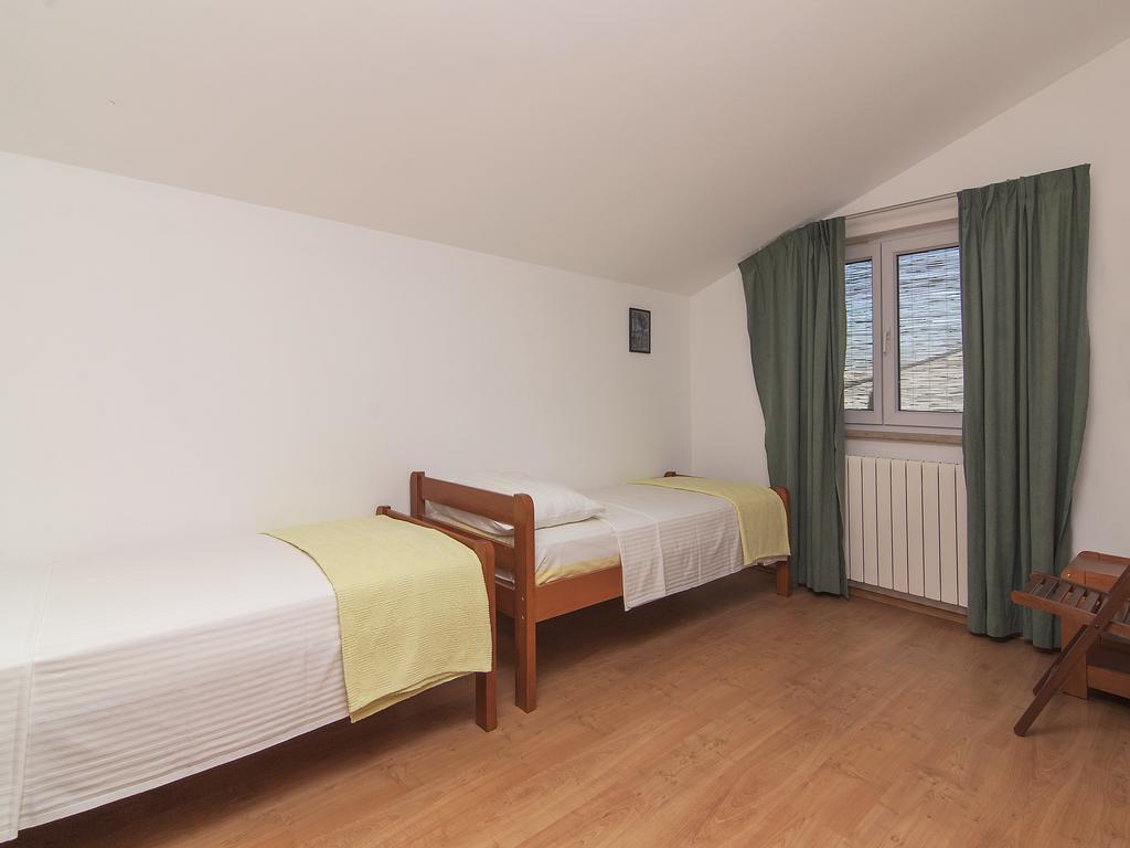 Apartments Ceja Near Sea ميدولين المظهر الخارجي الصورة