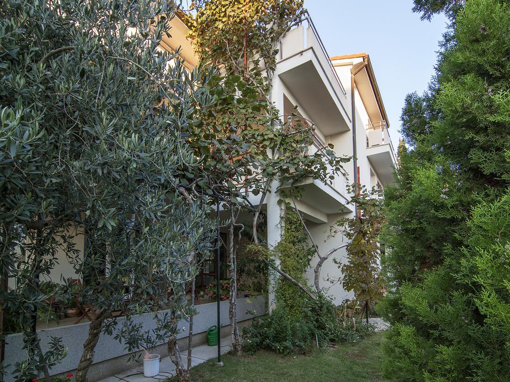 Apartments Ceja Near Sea ميدولين المظهر الخارجي الصورة