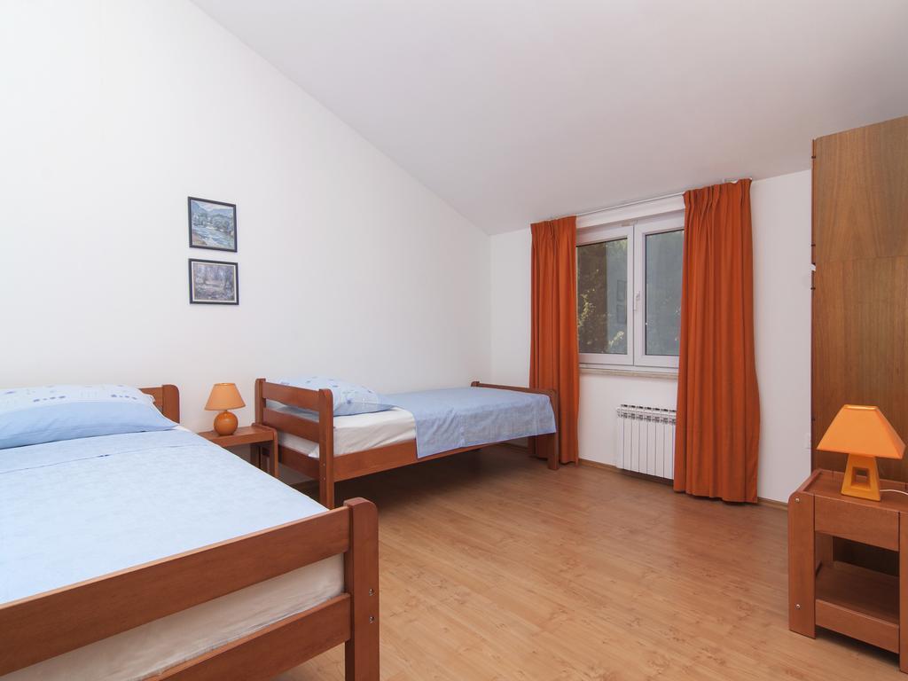 Apartments Ceja Near Sea ميدولين المظهر الخارجي الصورة