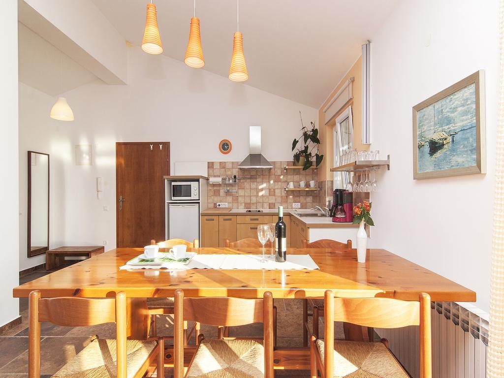 Apartments Ceja Near Sea ميدولين المظهر الخارجي الصورة